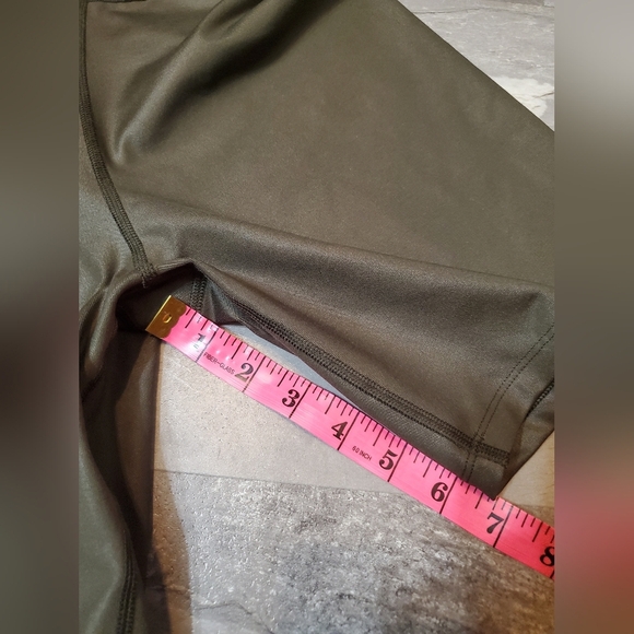 NWOT Abercrombie & Fitch High Rise bike shorts. Dark olive green. Size L. - Picture 8 of 11